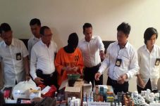 Racik Obat Perangsang...