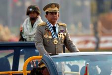 Krisis Rohingya, Jendral...