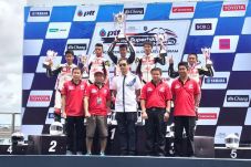 Pembalap Indonesia Dua...