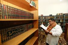 Perpustakaan Abdullah...