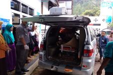 Dituduh Dukun Santet,...