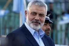 Hamas Minta Abbas Cabut...