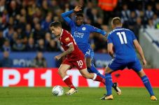 Babak I: Leicester Tahan...