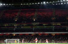 Jumlah Penonton Arsenal...