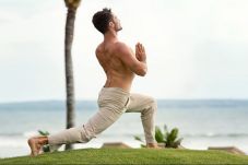Manfaat Yoga untuk Kesehatan...