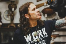 Mike Tramp Tutup Pintu...