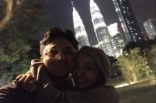 Makin Mesra, Laudya...