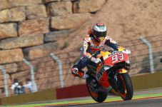 Marc Marquez Pertahankan...