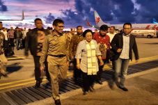 Besok, Megawati Terima...