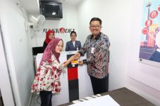 Bank DKI Kembali Membuka...