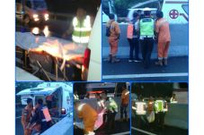 Bus Arimbi Terguling...