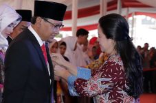 Satrya Emas, Strategi...