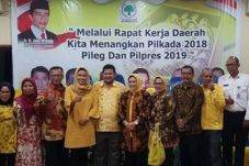 Beredar Foto Sejumlah...