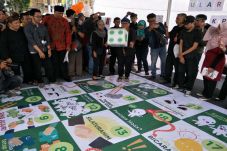 KPU Bandung Kenalkan...