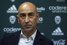 Eks Pelatih Valencia...