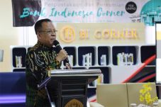 Edukasi Masyarakat,...