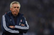 Scolari Sarankan Ancelotti...