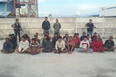 Tim WFQR IV Bekuk 15...