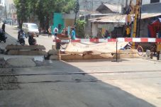 Warga Bandengan Tolak...