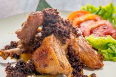Lezatnya Bebek Goreng...