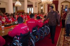 Terima Atlet Paragames...