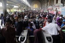 Kereta Anjlok, PT KCI...