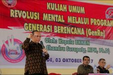 Kepala BKKBN Ajak Masyarakat...
