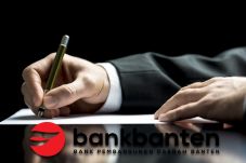 Rencana Divestasi Bank...