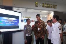 Bank DKI Mudahkan Pembayaran...