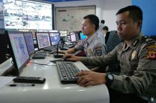 Tilang Elektronik Mulai...