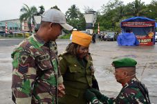 HUT Ke-72 TNI, Komandan...
