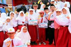 6.650 Siswa SD dan SMP...