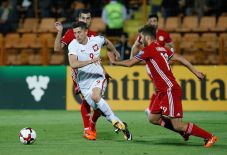 Hat-trick Lewandowski...