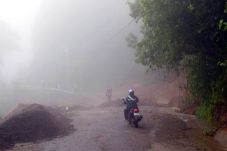 Bakal Diterjang Badai...
