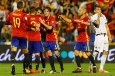 Spanyol Lolos: Ini Tim...