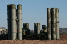 Rusia-Saudi Bahas Recana...