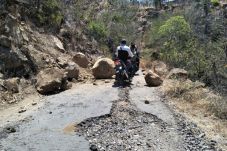 Dampak Gempa Bumi Lembata,...