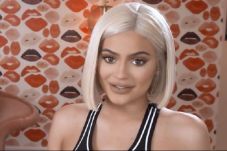 Kylie Jenner Mempekerjakan...