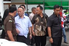 Diduga Korupsi Rp6 Miliar,...