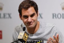 Federer Tak Tertarik...