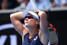 Stosur Mampu Menjadi...