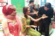 Make Up Artist Community...
