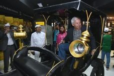 Pengembangan Kota, Gubernur...
