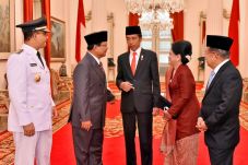 Usai Pelantikan Anies-Sandi,...