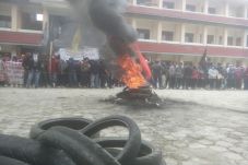 Demo Mahasiswa Unsimar...