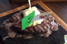 Sensasi Steak dengan...