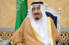 Raja Saudi Perintahkan...