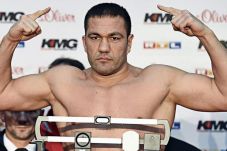 Pulev dengan Berat Hati...