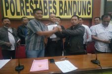 Mantap! Taksi Online...