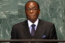 WHO Tunjuk Robert Mugabe...